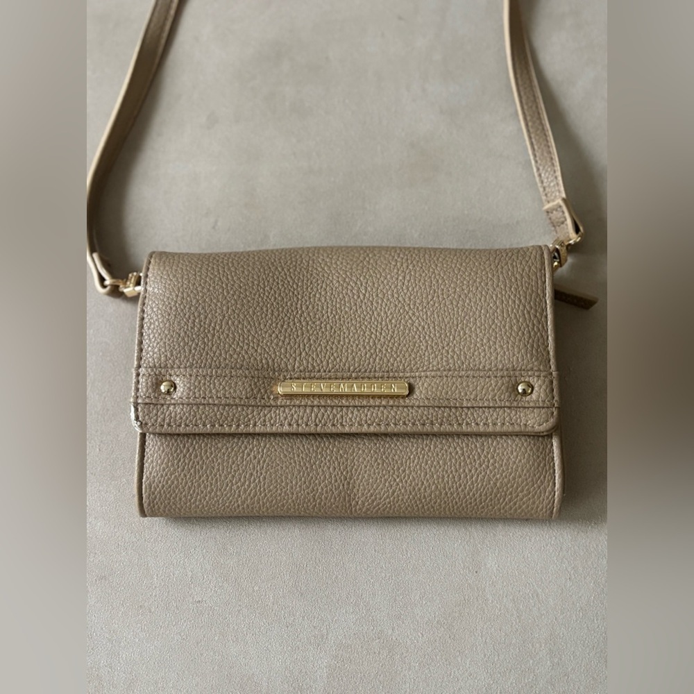 Steve Madden Beige Crossbody Bag